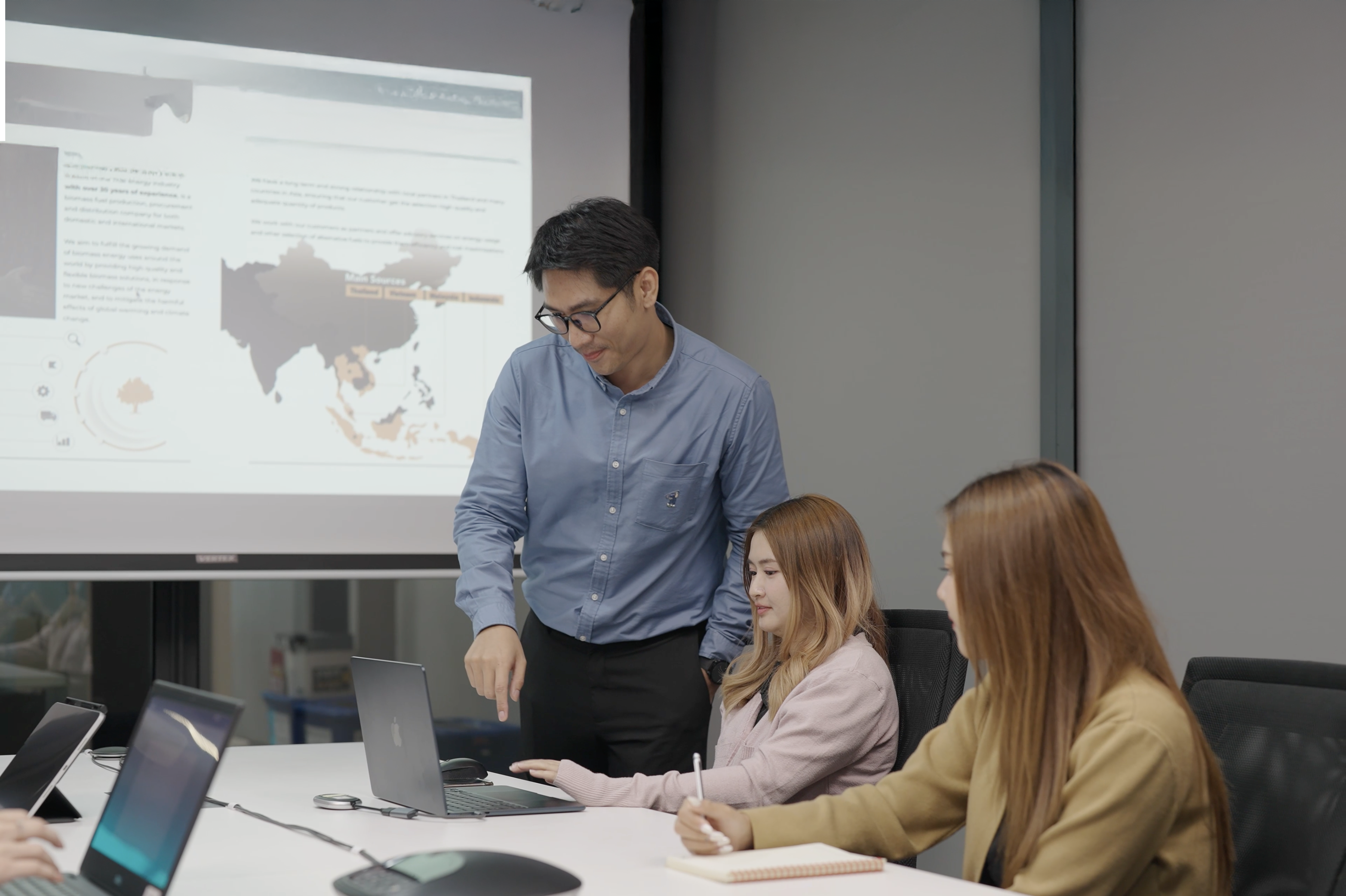 Blue Spans Hero Background